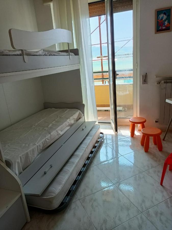 Apartament Le Note Di Napoli Zewnętrze zdjęcie